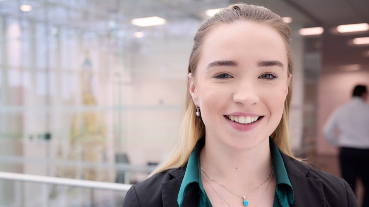 Enterprise Mobility team member - Francesca - Management Trainee