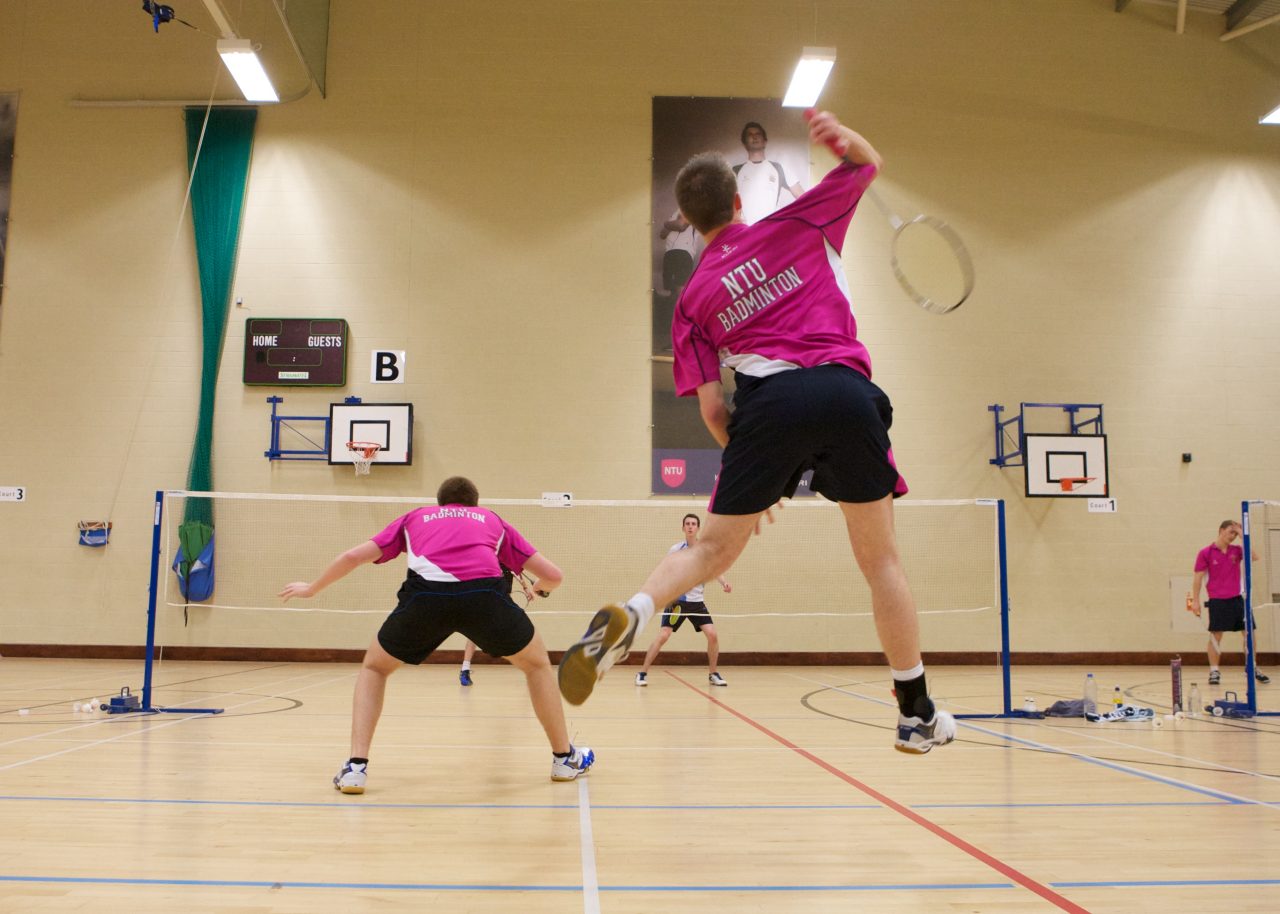 Badminton