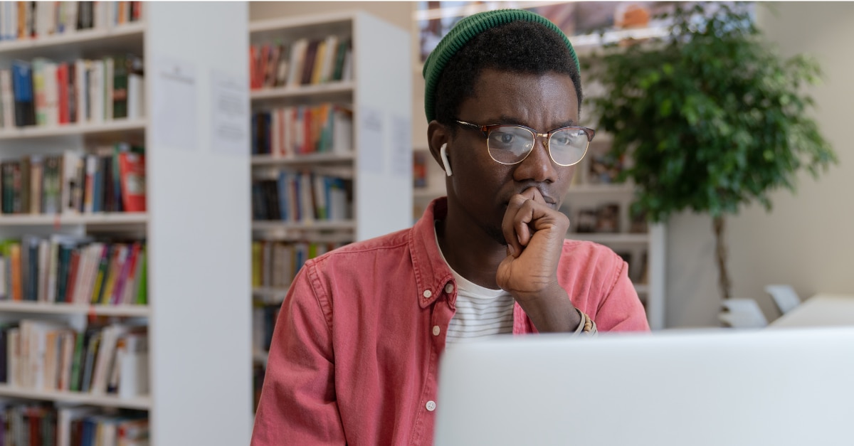 Student studying to avoid the stress of exams
